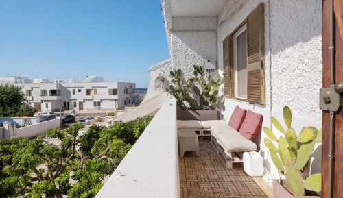 Two-Bedroom Deluxe Apartment with Ocean View