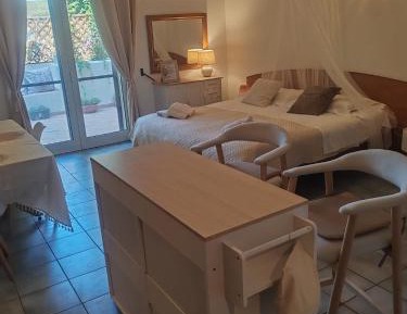 One-Bedroom House