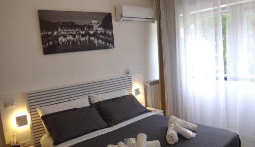 Double or Twin Room with Private Bathroom