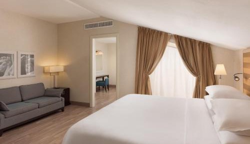 Executive King Room
