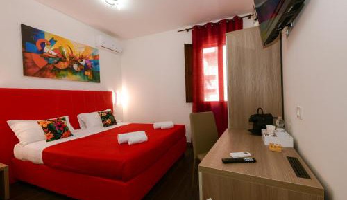 Large Double or Twin Room