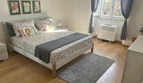 One-Bedroom Apartment with City View
