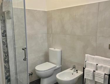 Twin Room with Private Bathroom