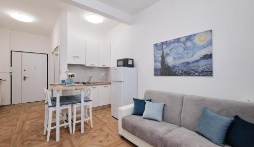One-Bedroom Apartment with Terrace