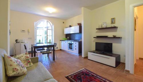 Six-Bedroom Holiday Home