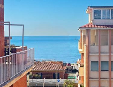 One-Bedroom Apartment with Sea View and Terrace