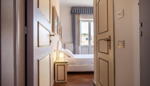 Deluxe Single Room