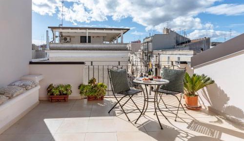 One-Bedroom Apartment with Terrace