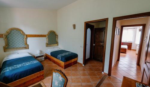 Twin Room with Private Bathroom