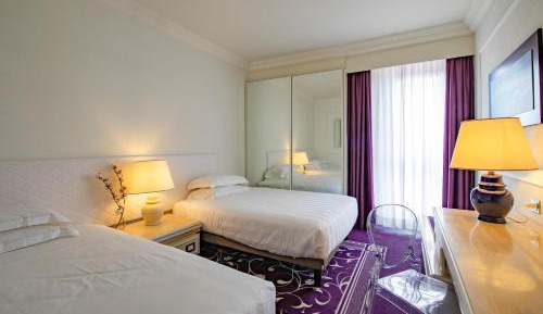 Comfort Twin Room - Non-Smoking