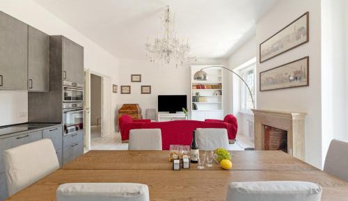 Five-Bedroom Apartment