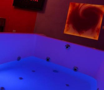 Suite with Spa Bath