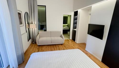 King Room with Balcony