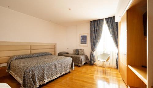 Triple Room with Bath