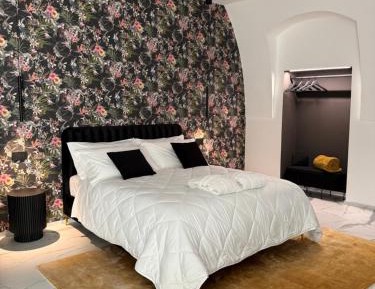 King Room with Spa Bath