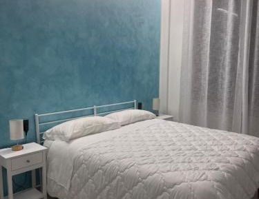 Deluxe Room (2 Adults + 1 Child)