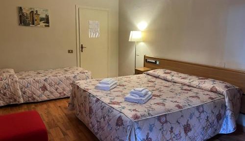 Economy Triple Room