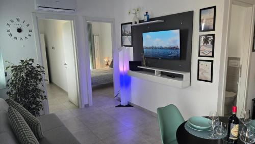 Two-Bedroom Apartment with Sea View
