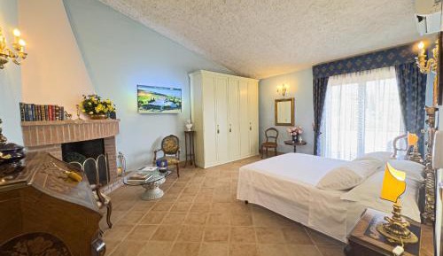 Double Room with Private External Bathroom