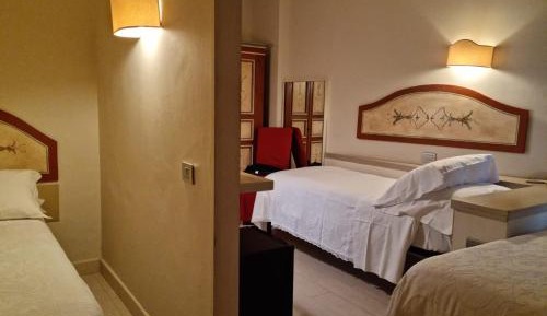 Triple Room