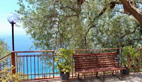 Quadruple Room with Sea View