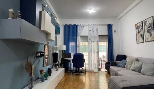 Apartment with Privated Patio