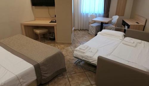Deluxe Quadruple Room
