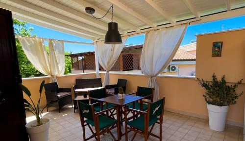 One-Bedroom Apartment with Terrace