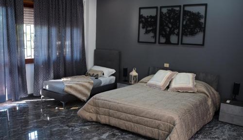 Deluxe Triple Room