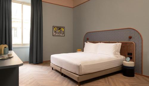 Superior King Room