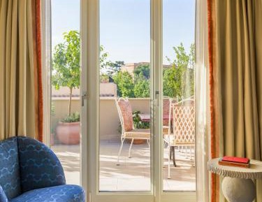 Suite with City View
