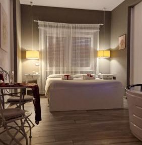 Double Room with Spa Bath