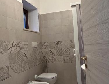 Standard Double Room with Shared Bathroom