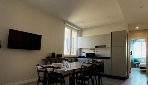 Two-Bedroom Deluxe Apartment