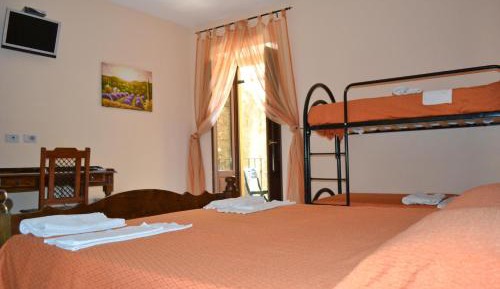 Quadruple Room with Balcony