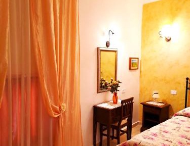 Double Room with Private External Bathroom