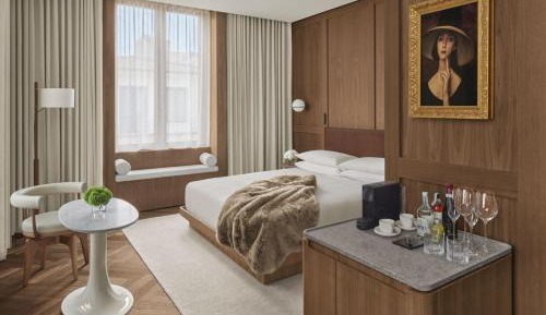 Superior King Room