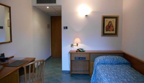 Single Room with Terrace