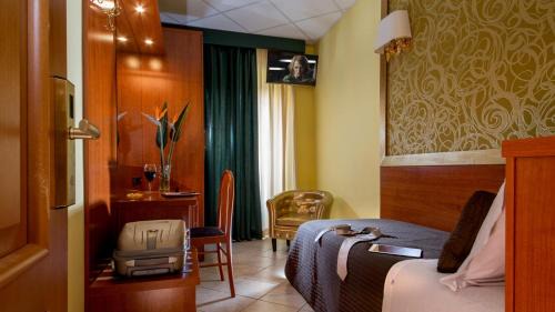 Single Room with Private External Bathroom