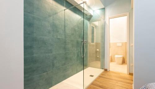 Double bedroom with French bed and private Bathroom
