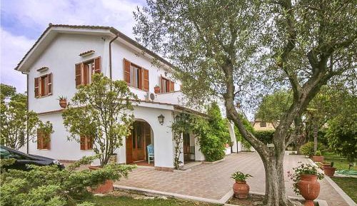 Four-Bedroom Vacation Home