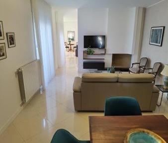 Apartment with Garden View