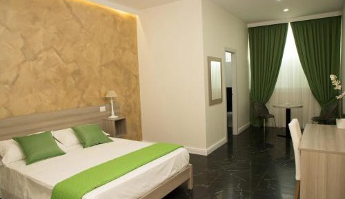 King Room with Pool View