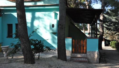 Studio (4 Adults) with Patio