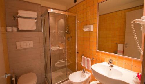 Deluxe Double or Twin Room with Sea View