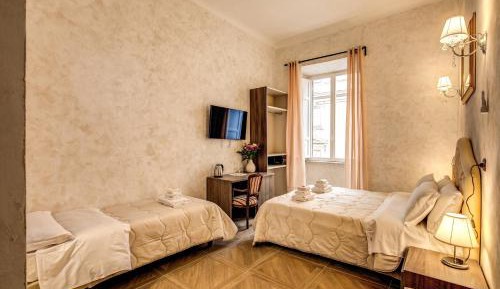 Deluxe Triple Room
