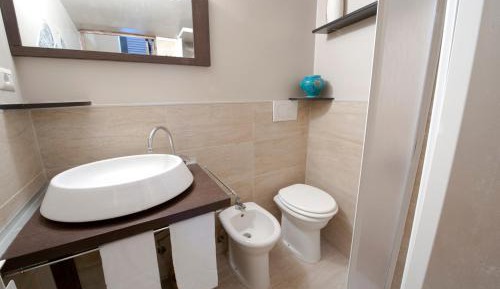 Large Apartment - Split Level