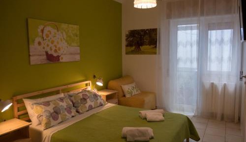 Triple Room with Private Bathroom