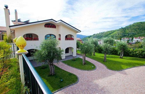 Baronissi Hotel | Il Casale Della Stella