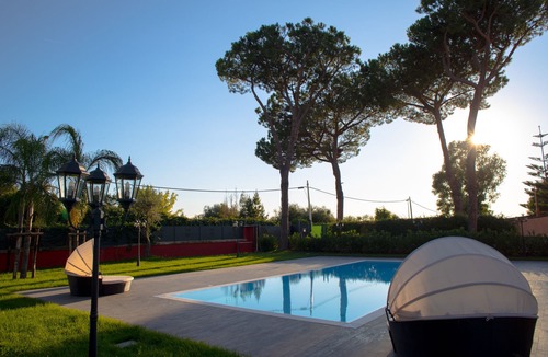 Zona XXV Vallerano Hotel | Relais Villa Italia